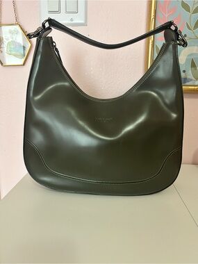 Vintage 1990’s Pollini Italian Leather Shoulder Bag in Olive Green